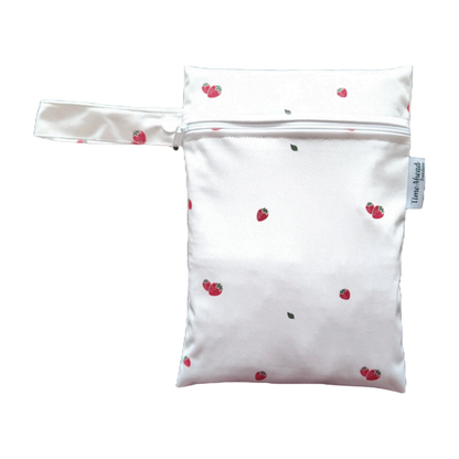 The Swedish Forest | Small wetbag: Humleblomster grön - - MamaMilla