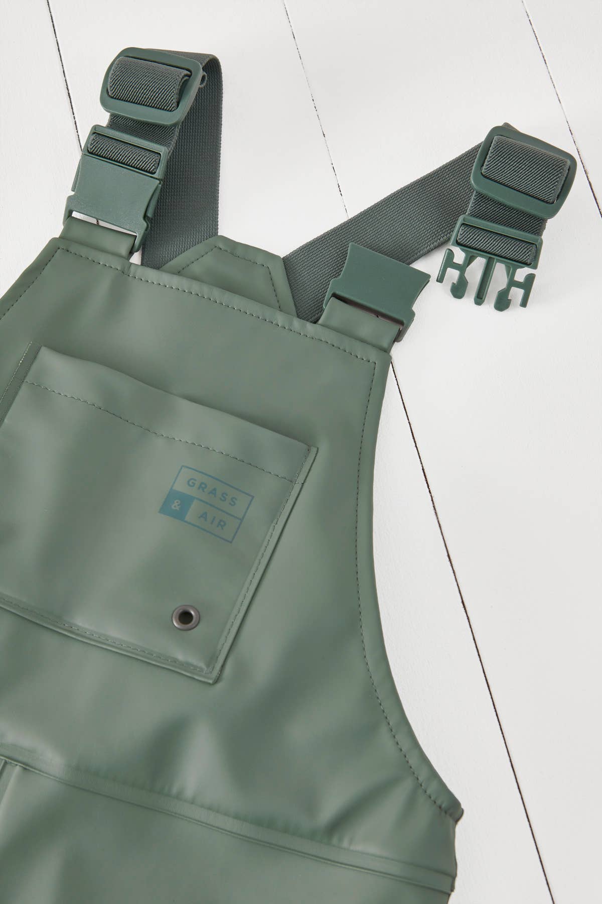Grass &amp; Air khaki regnbukser detaljer