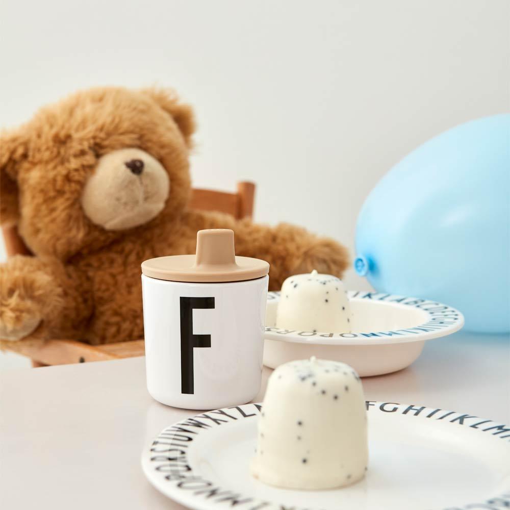 Design Letters Ecozen - Kopp med bokstav - Matservering - MamaMilla