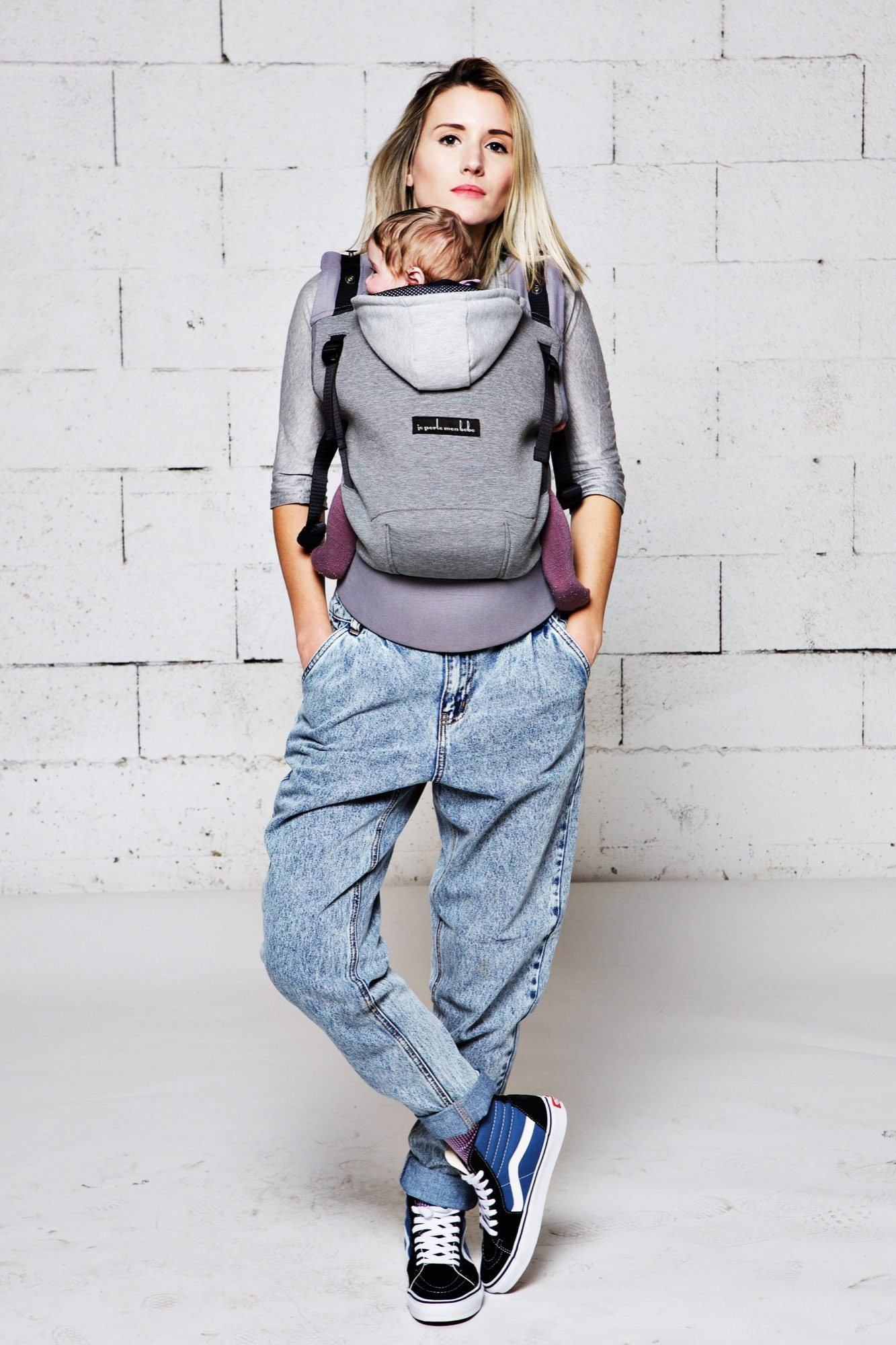 Love radius bæresele inkl. babyindsats - Hoodie carrier - Mørkegrå/Flanel Grey - bæresele - MamaMilla