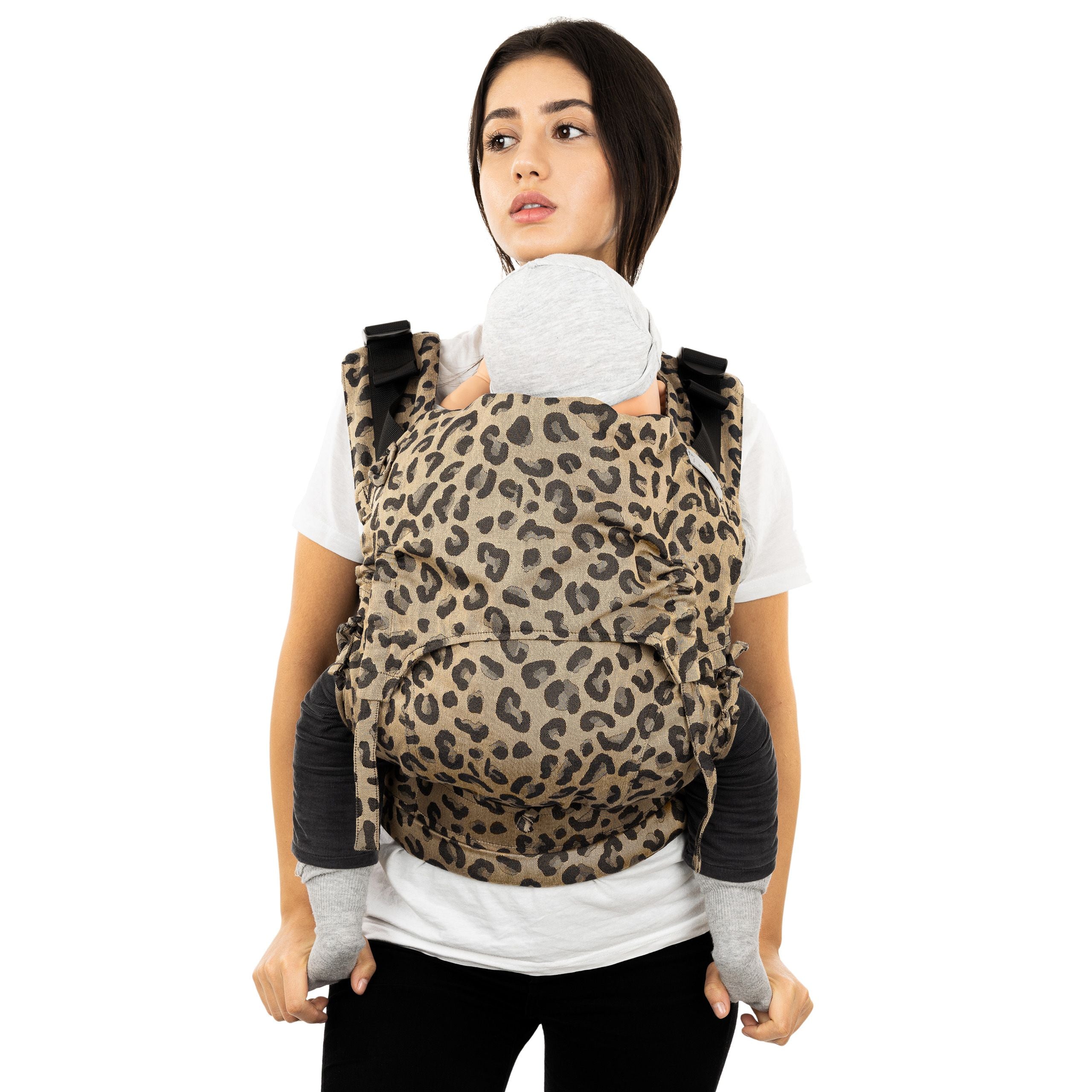 Fidella Fusion Fullbuckle Bæresele - Leopard Guld - Baby - Bæresele - MamaMilla